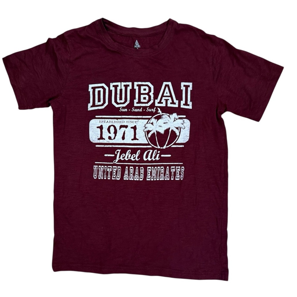 ACE USA Burgundy Dubai Graphic T-shirt Men Size M